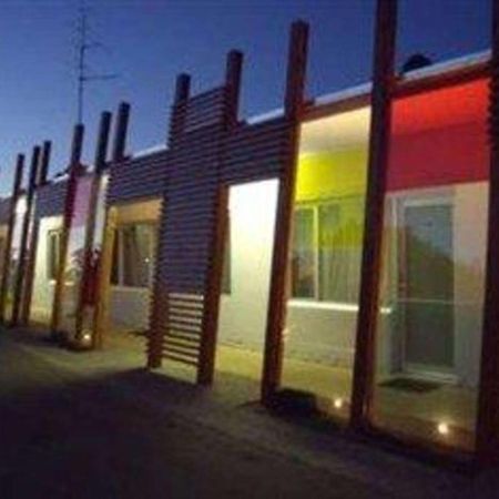 Drouin Motel Bagian luar foto
